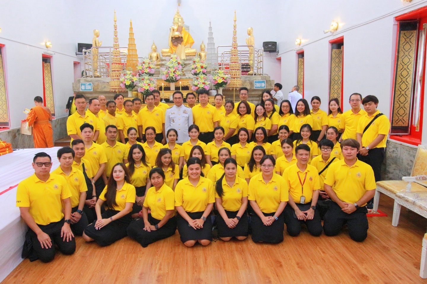 รฟฟท. ถวายผ้าพระกฐินพระราชทาน ประจำปี 2567 ณ วัดเพชรสมุทรวรวิหาร จ.สมุทรสงคราม